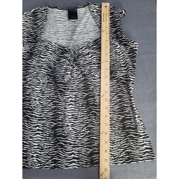 J.T.B. Womens Med Y2K whimsigoth keyhole sleeveless top black white print vtg - Picture 8 of 8